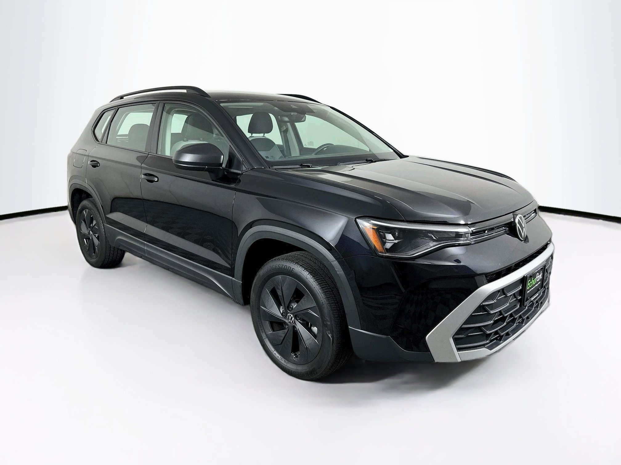2025 Volkswagen Taos