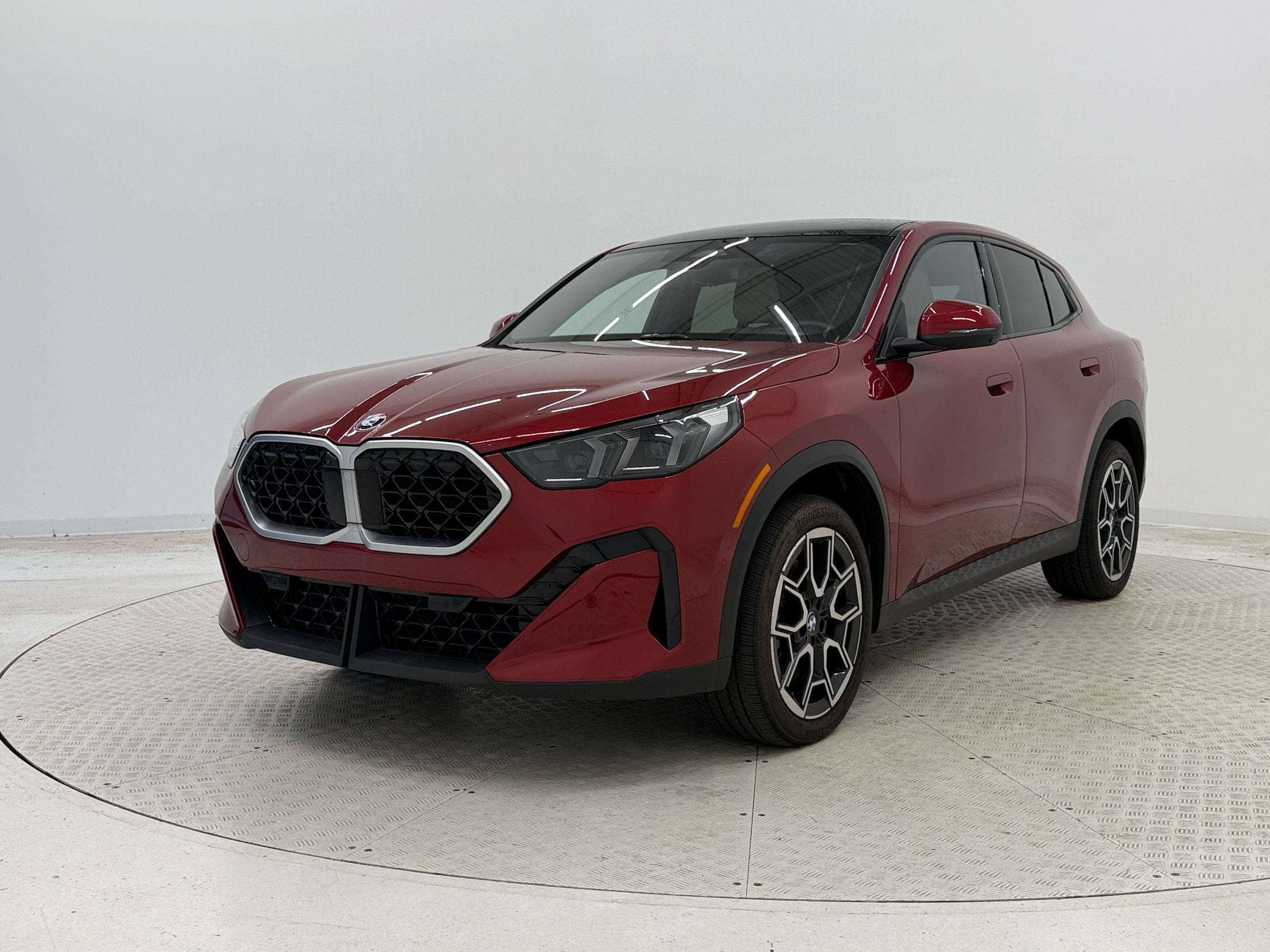 2025 BMW X2 28i