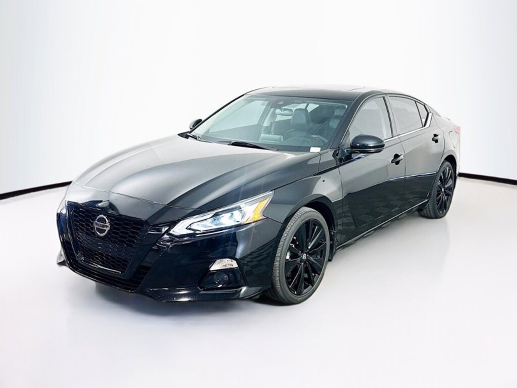 Used 2022 Nissan Altima 2.5 SR Sedan
