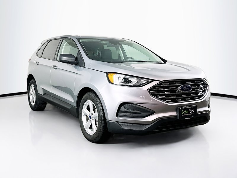 2022 Ford Edge SE's photo