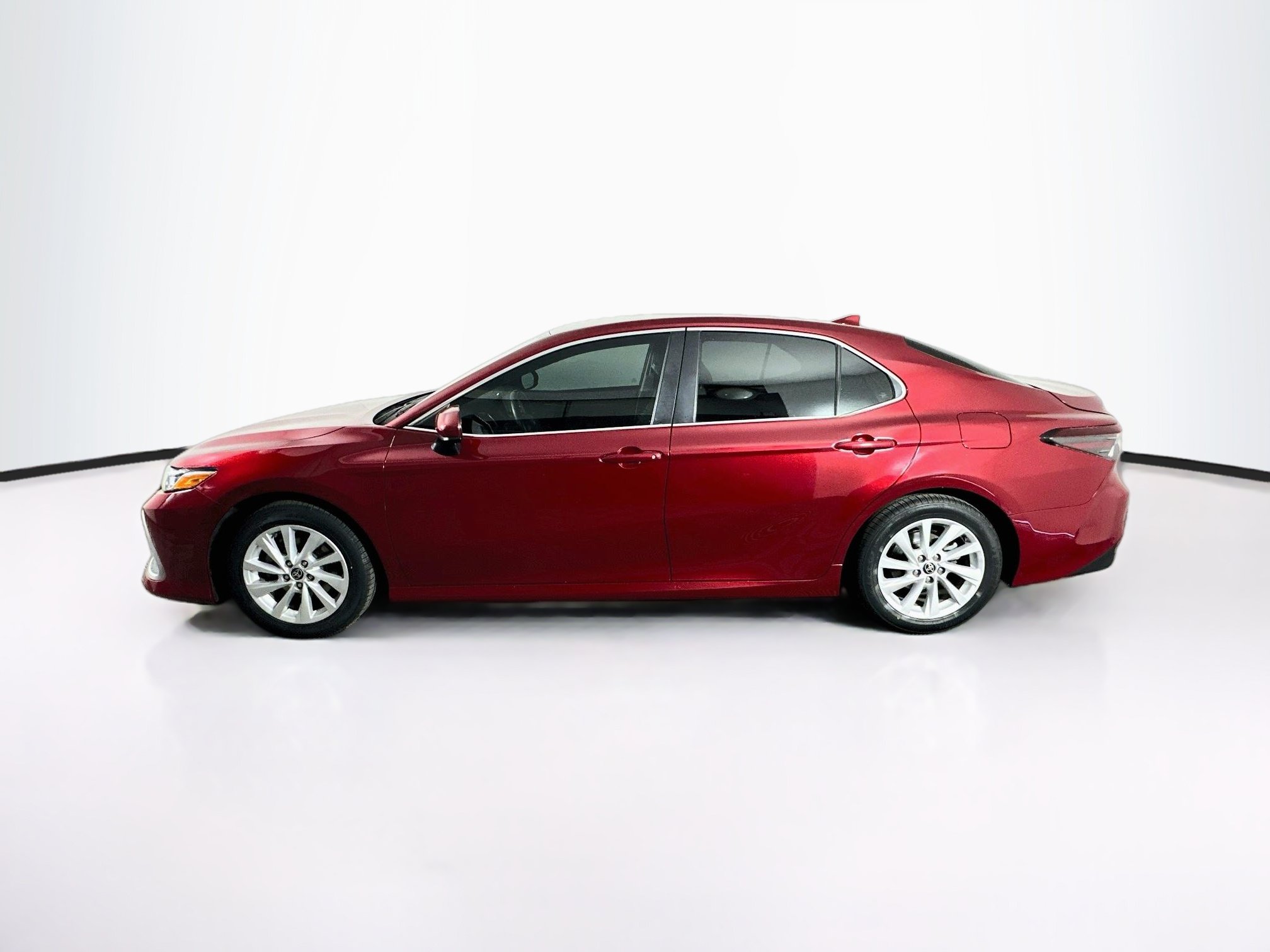 Used 2022 Toyota Camry LE LE Auto