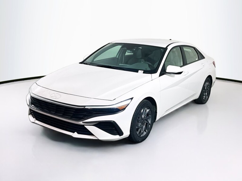 Used 2024 Hyundai Elantra SEL SEL IVT