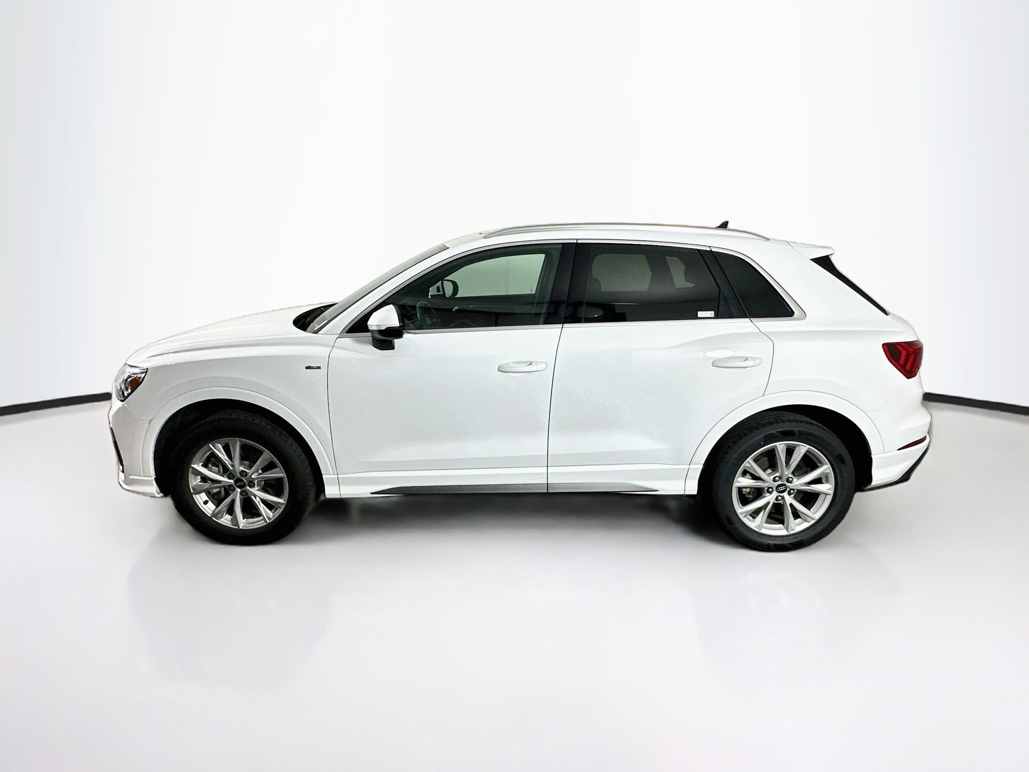 Used 2025 Audi Q3 S line Premium S line Premium 45 TFSI quattro