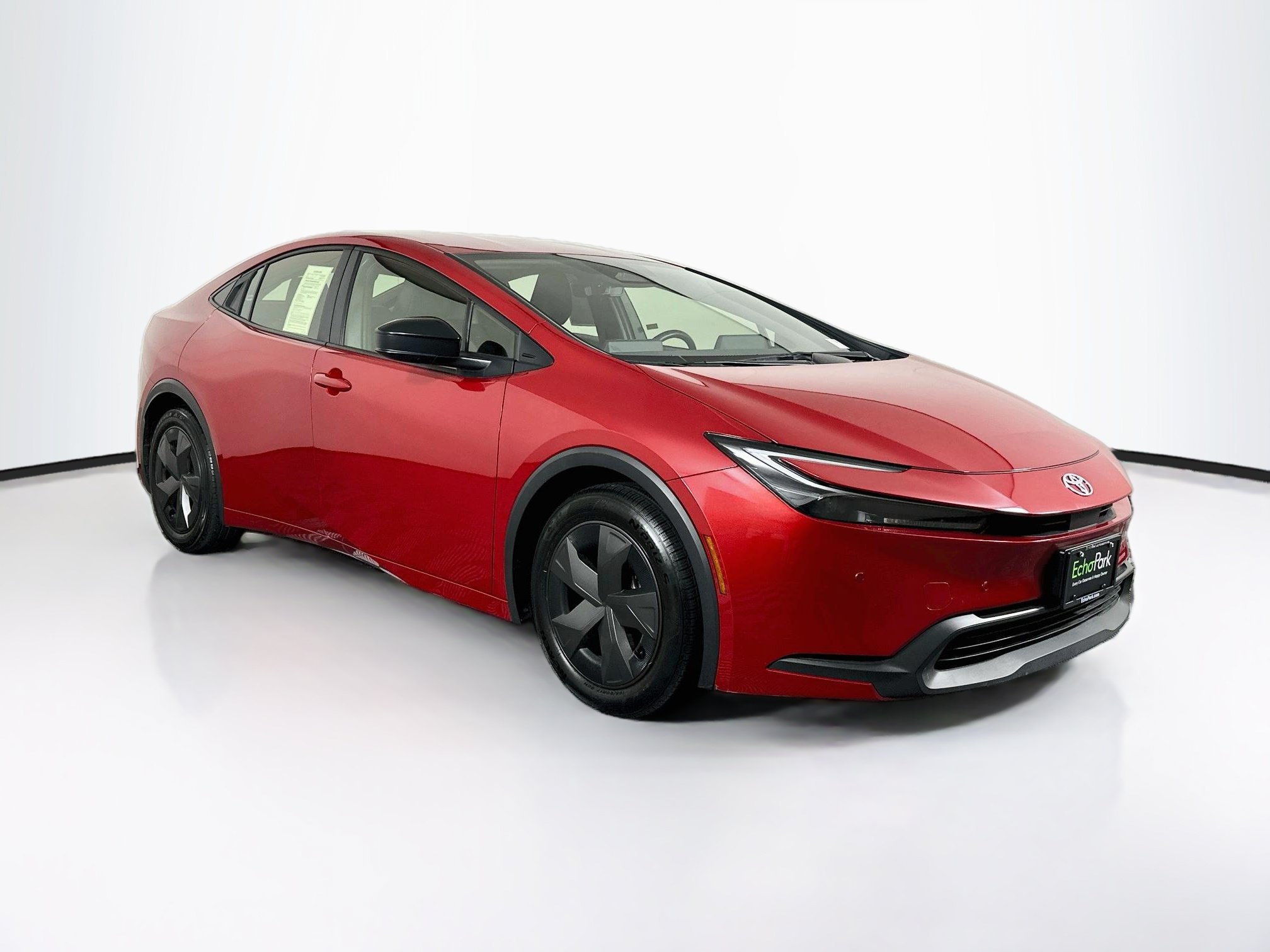 Used 2025 Toyota Prius LE LE