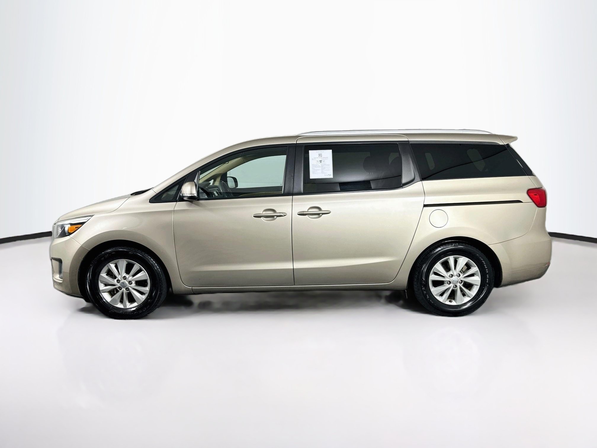 Used 2016 Kia Sedona LX Wagon