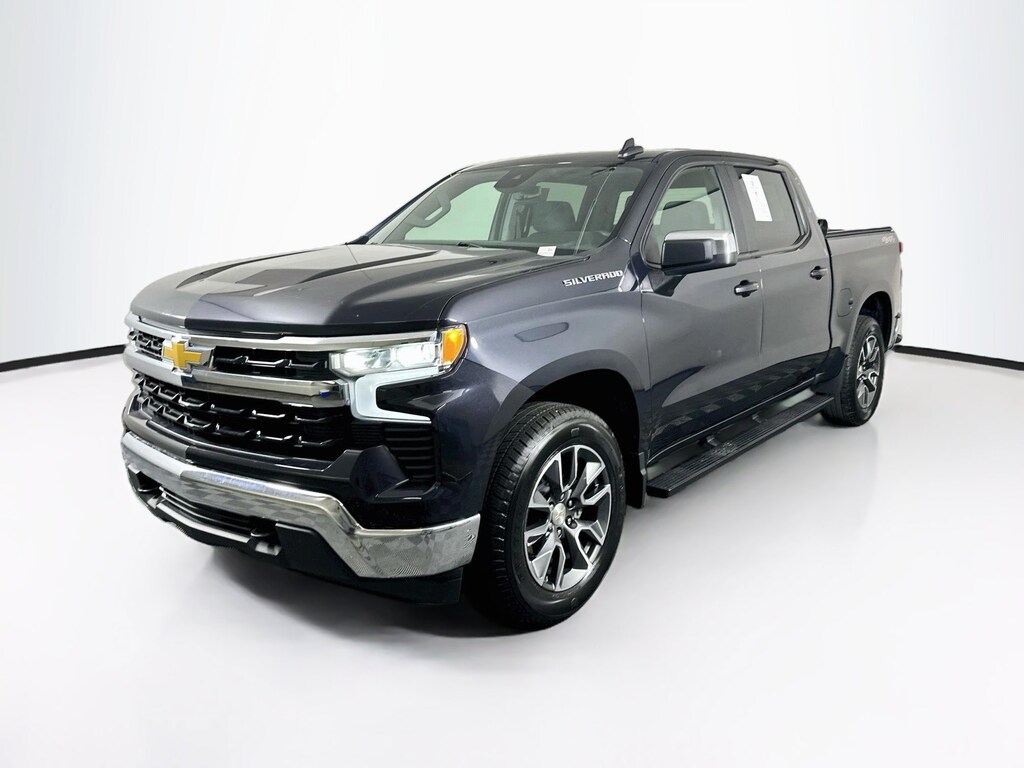 Used 2024 Chevrolet Silverado 1500 LT 4WD Crew Cab 147 LT w/2FL