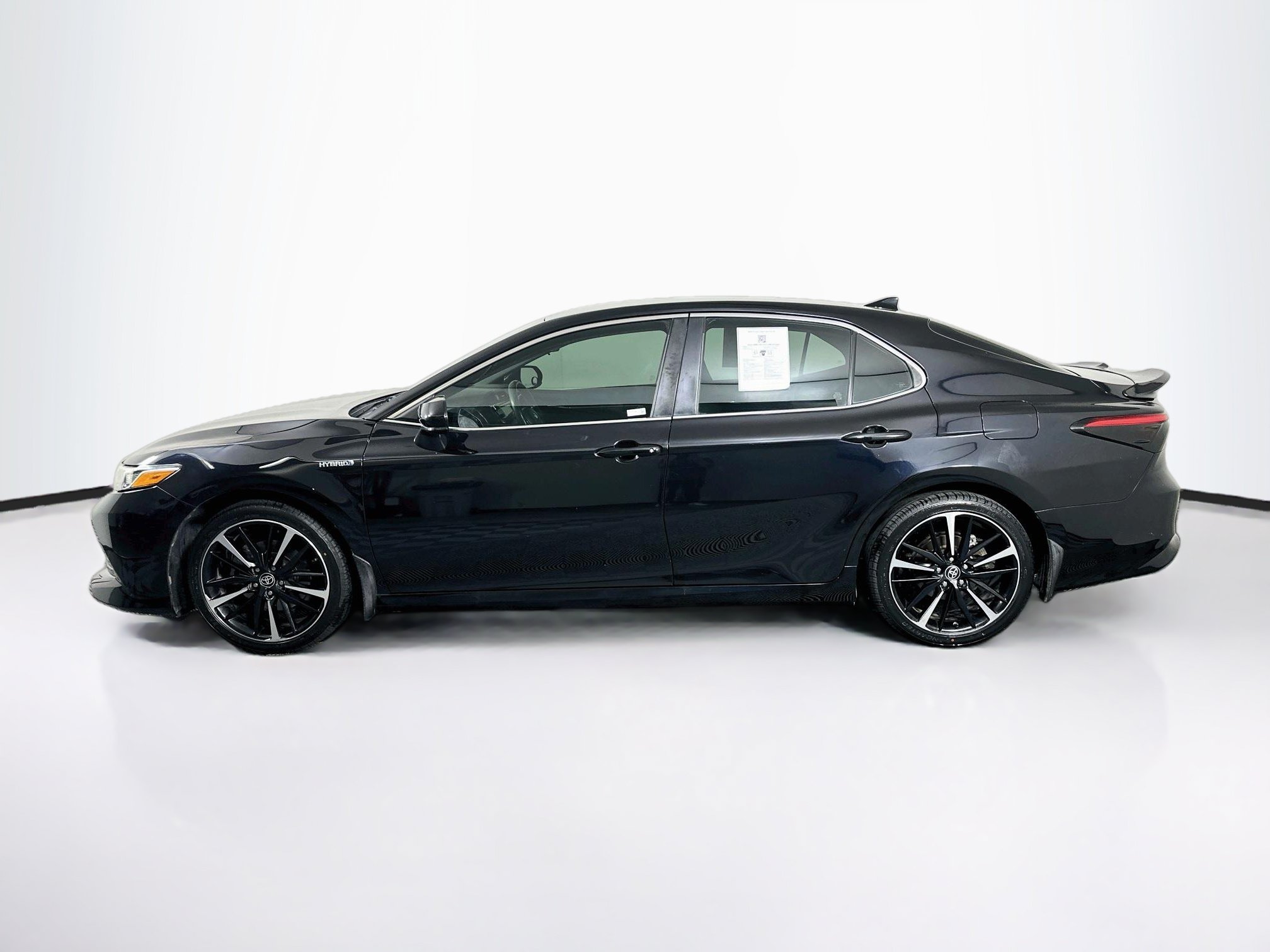 Used 2020 Toyota Camry Hybrid LE Hybrid LE CVT