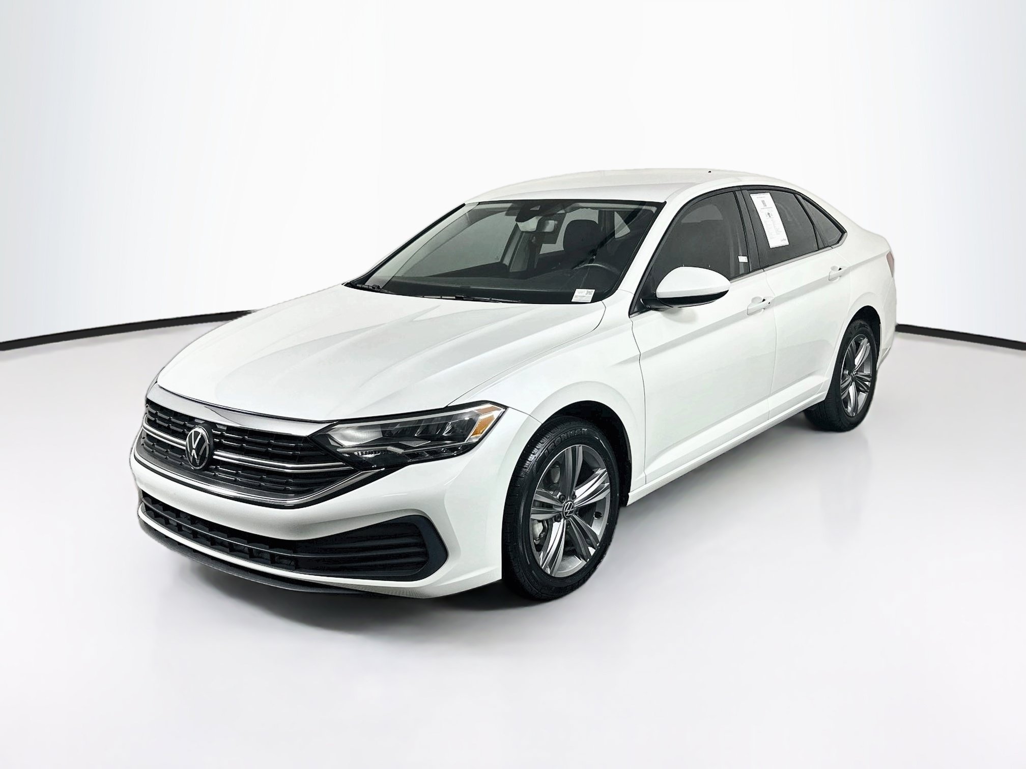 Used 2024 Volkswagen Jetta SE SE Auto