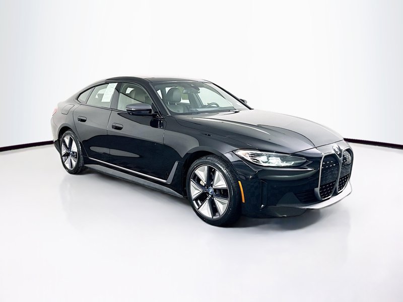 2023 BMW i4 eDrive35's photo