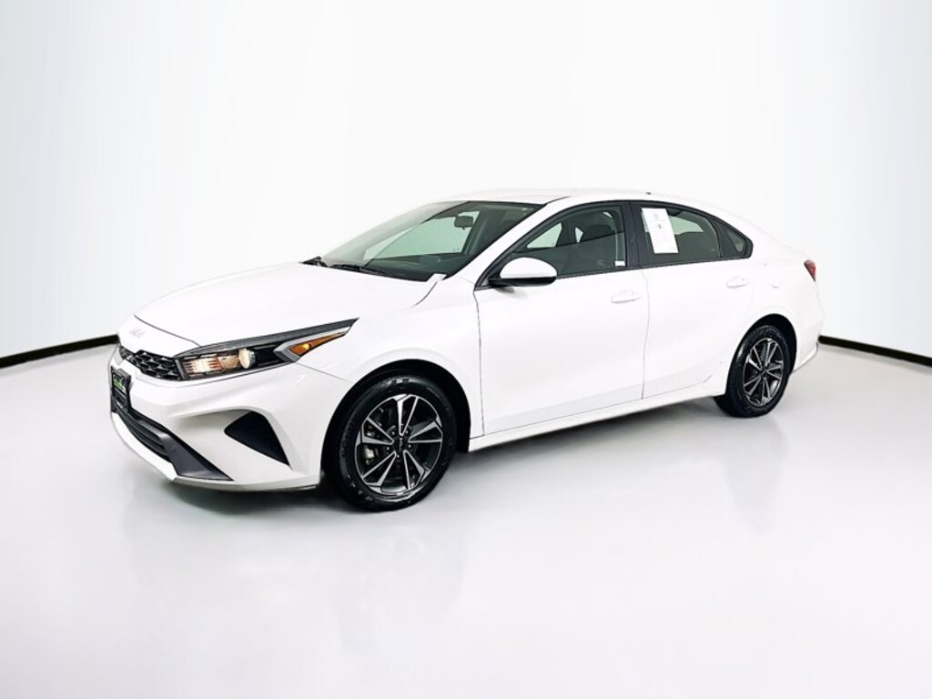 Used 2024 Kia Forte LXS LXS IVT