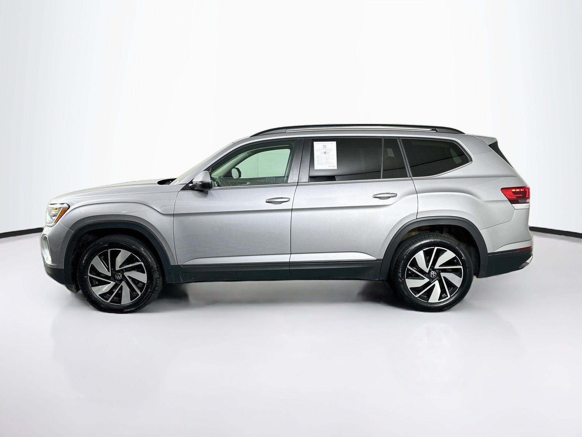 Used 2026 Volkswagen Atlas 2.0T SE w/Technology 2.0T SE w/Technology FWD