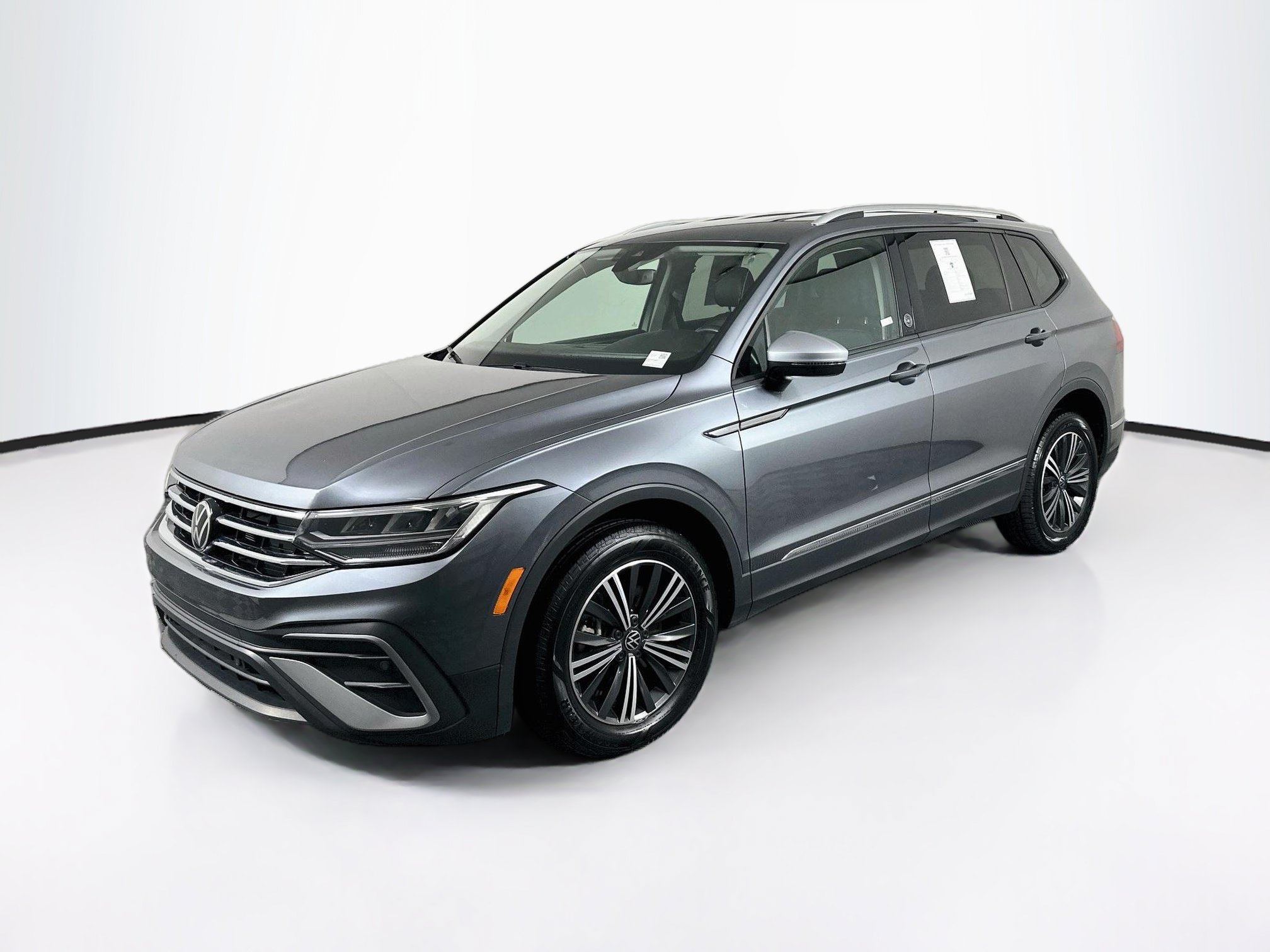 Used 2024 Volkswagen Tiguan Wolfsburg Edition 2.0T Wolfsburg Edition FWD