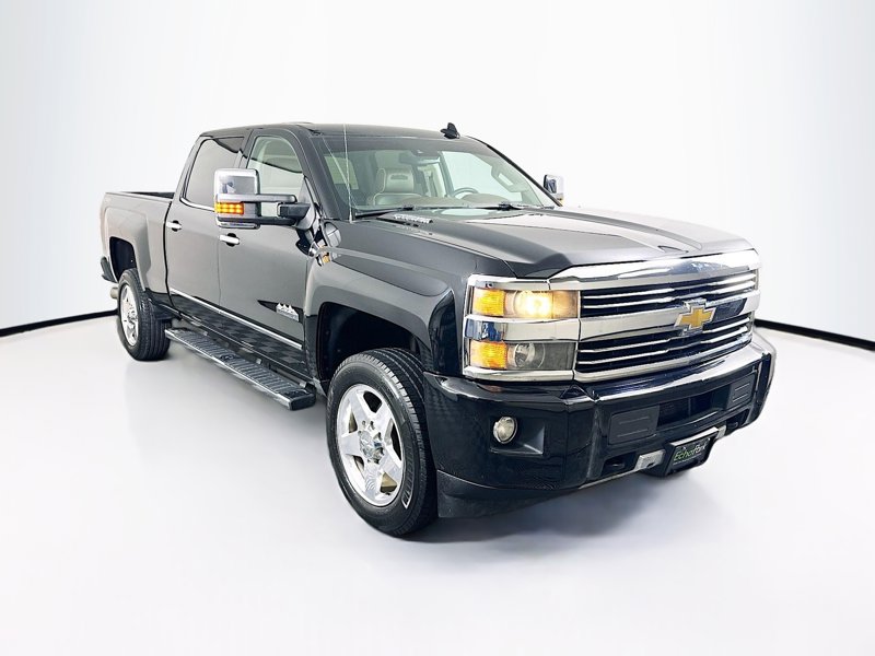 2015 Chevrolet Silverado HD High Country 4WD Crew Cab Standard Box's photo