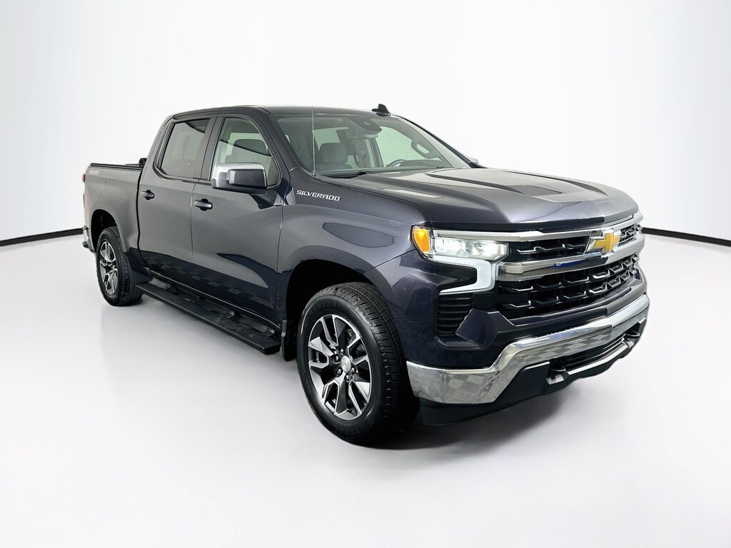 Used 2024 Chevrolet Silverado 1500 LT 4WD Crew Cab 147 LT w/2FL
