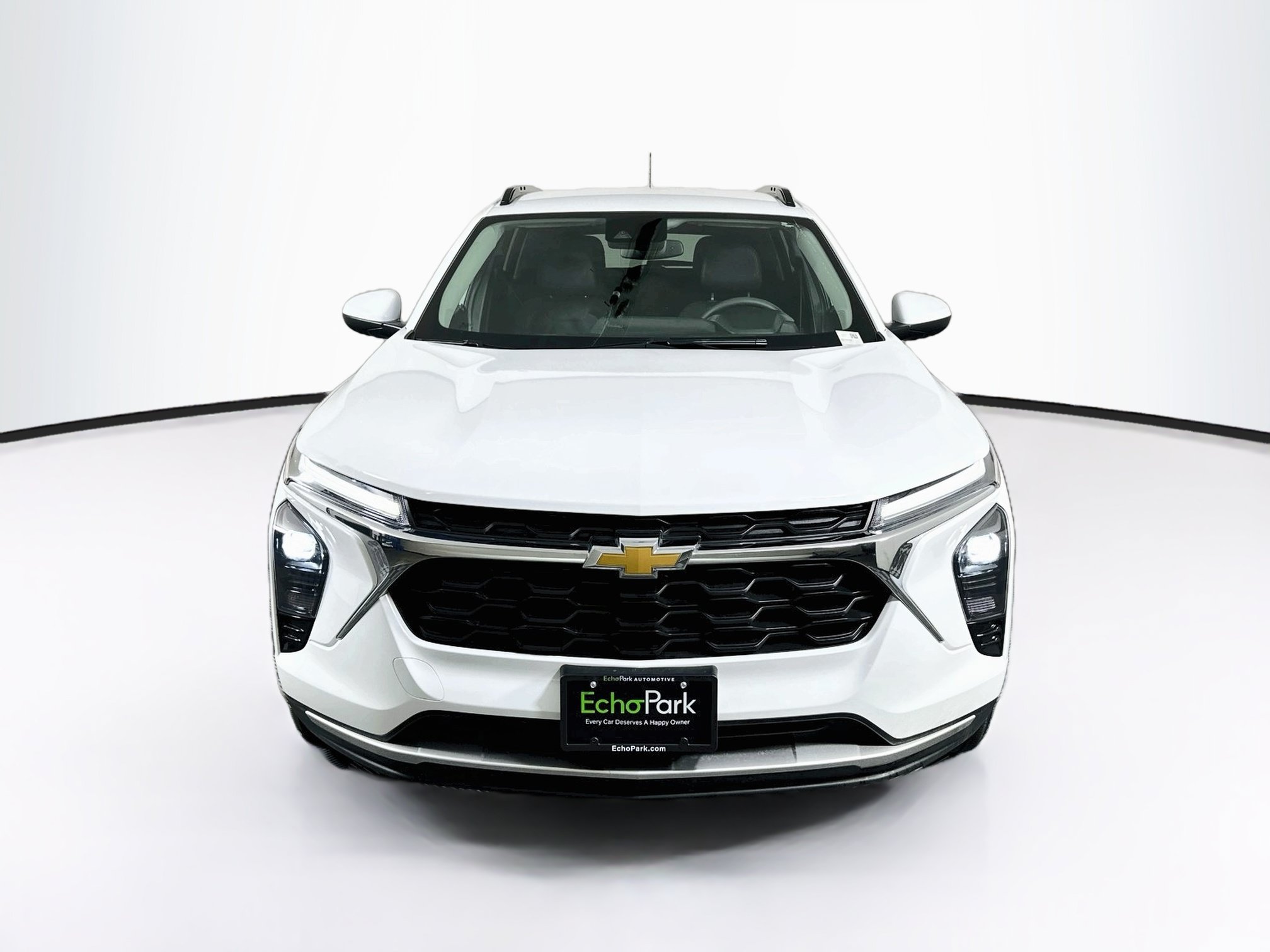 Used 2025 Chevrolet Trax LT FWD LT