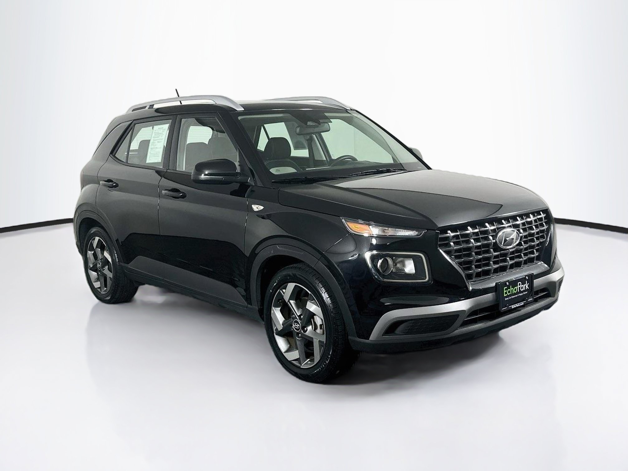 Used 2025 Hyundai Venue SEL SEL IVT