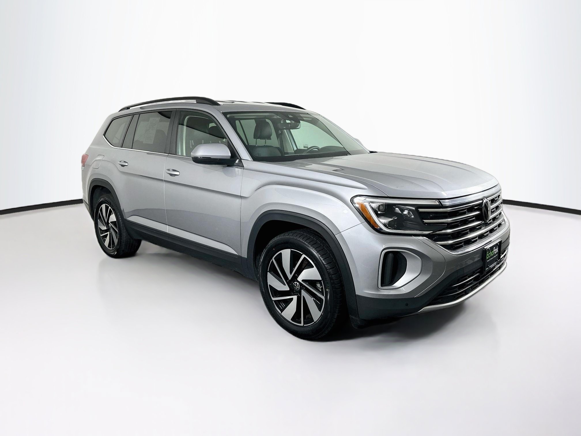 2026 Volkswagen Atlas SE w/Tech