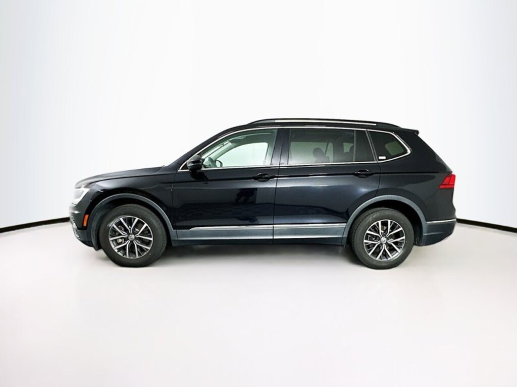 Used 2018 Volkswagen Tiguan SE 2.0T SE 4MOTION