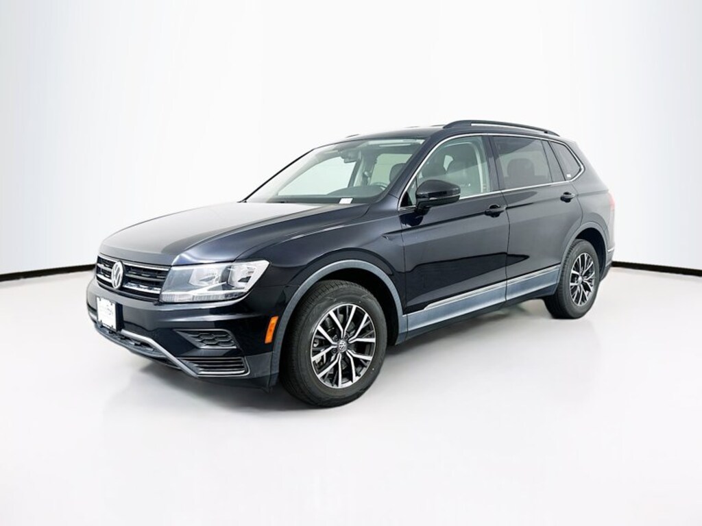 Used 2018 Volkswagen Tiguan SE 2.0T SE 4MOTION