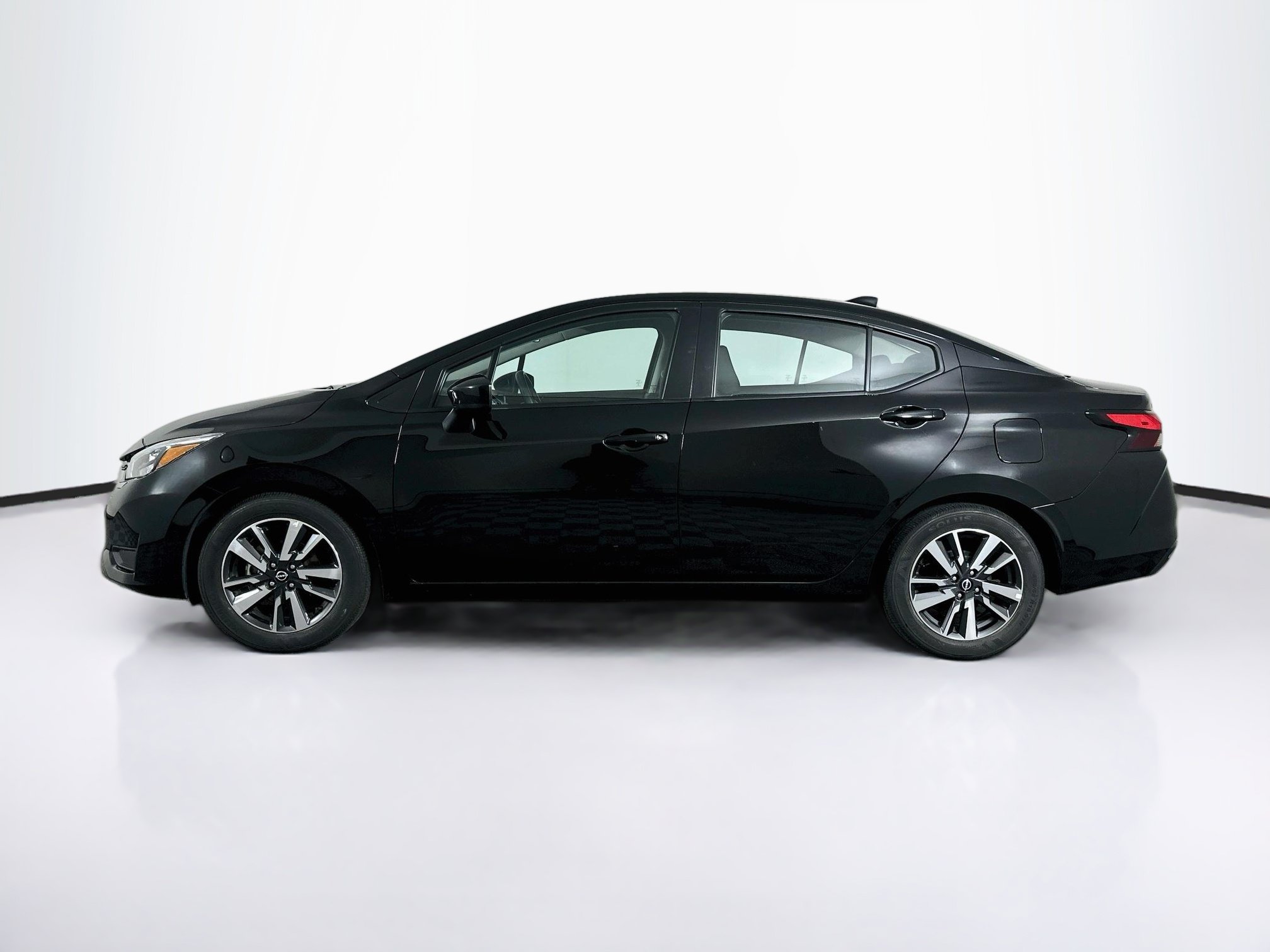 Used 2025 Nissan Versa SV SV CVT