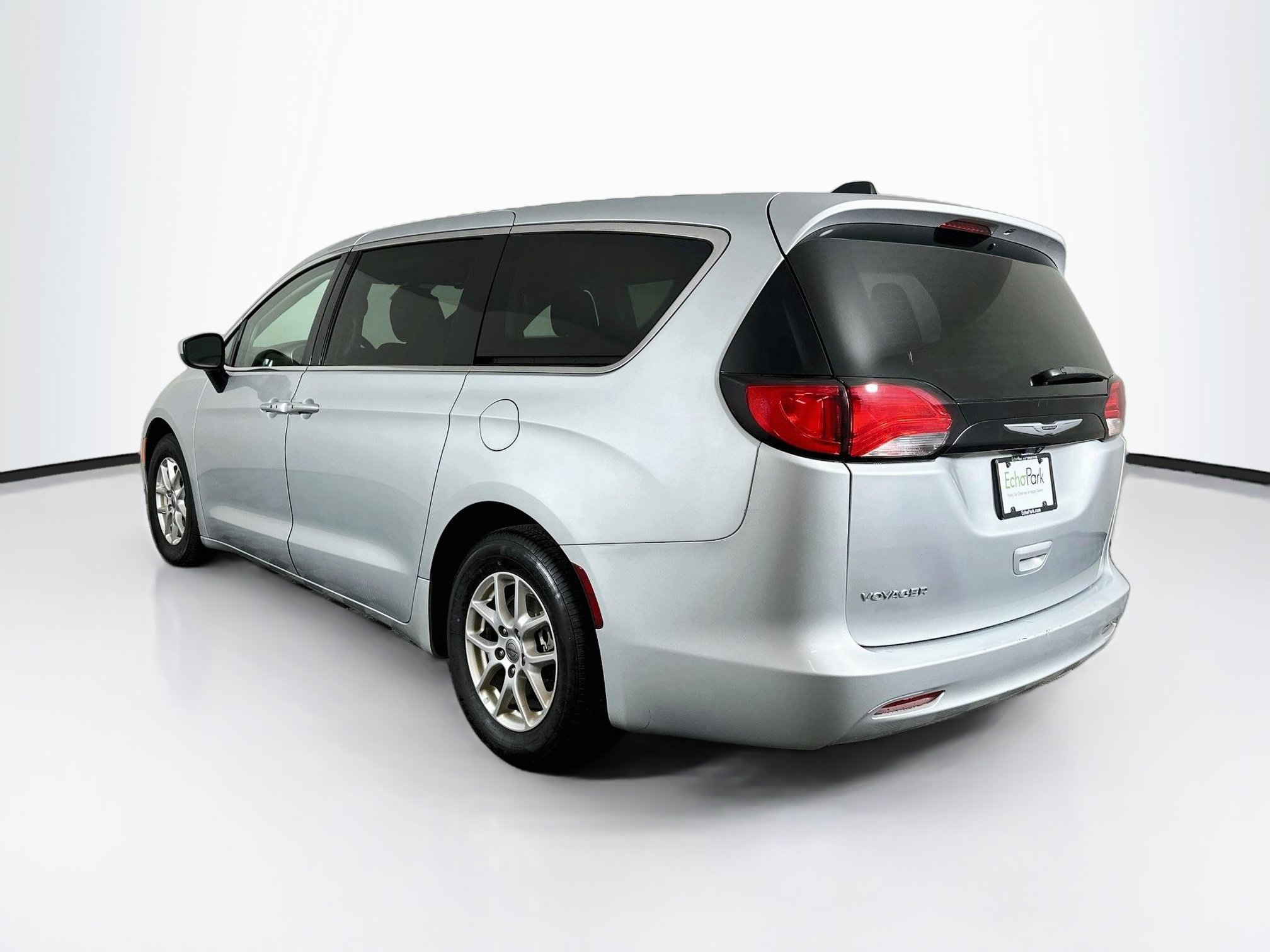 Used 2023 Chrysler Voyager LX LX FWD