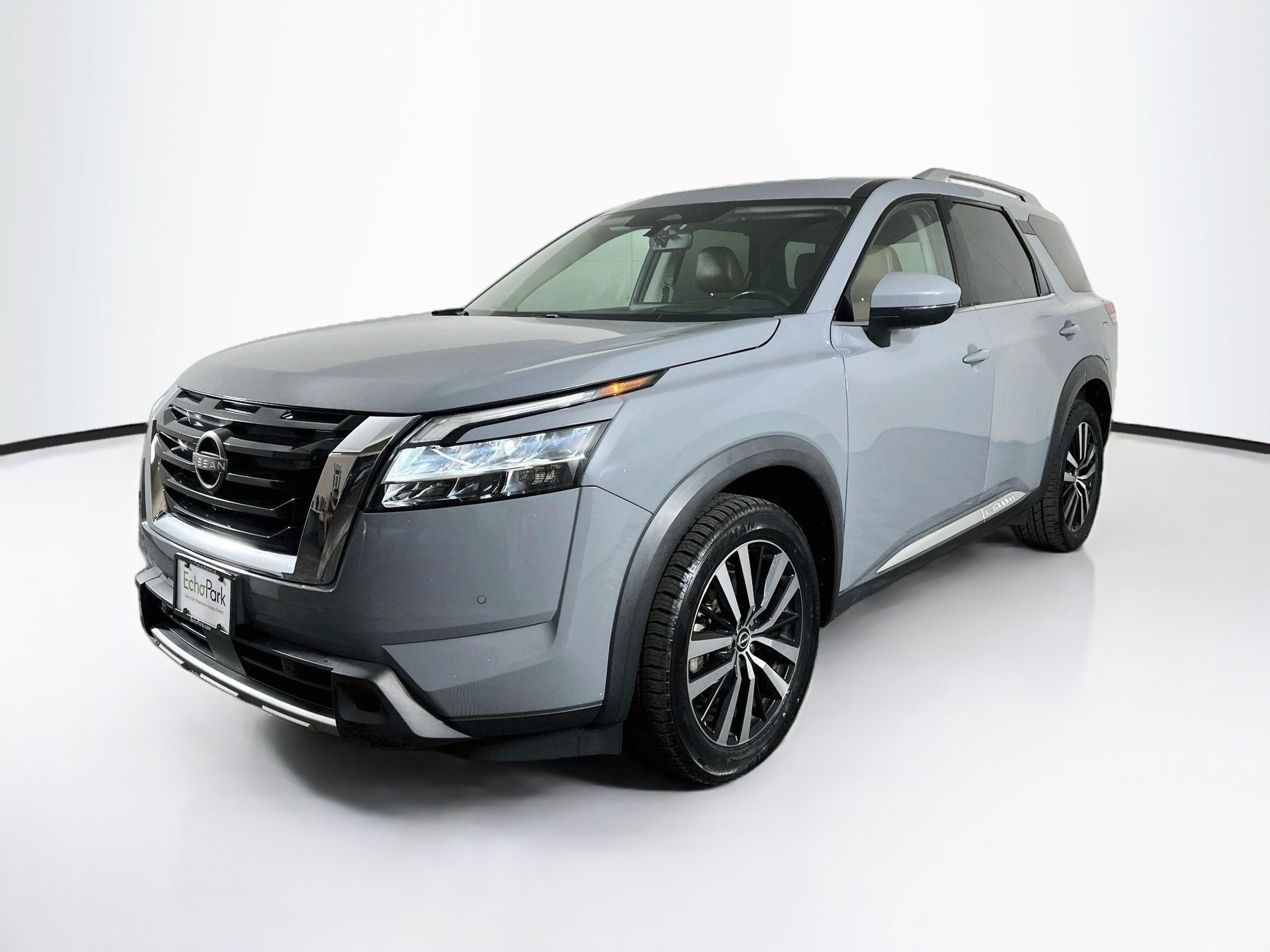 Used 2023 Nissan Pathfinder Platinum Platinum 2WD
