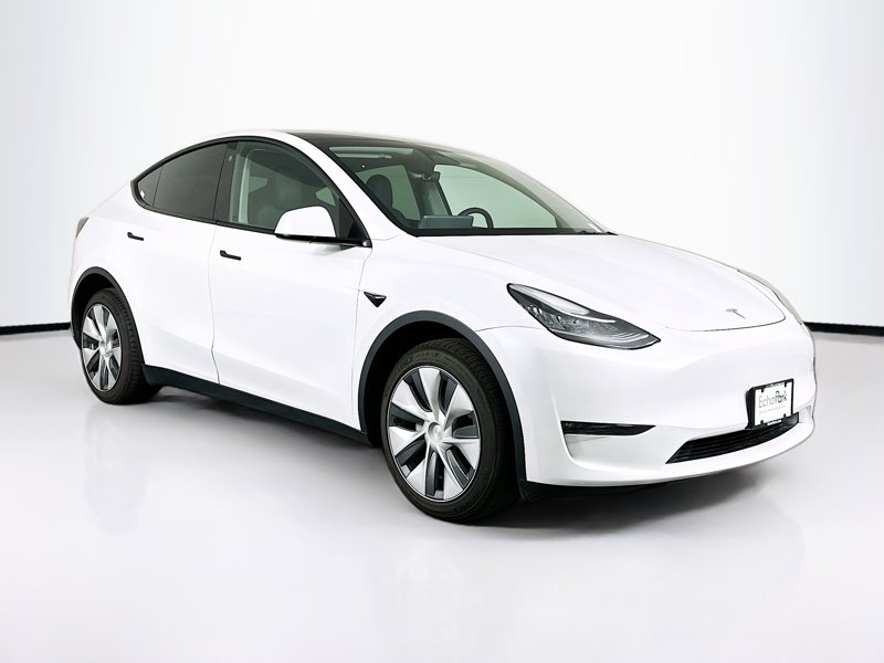 2023 Tesla Model Y Long Range's photo