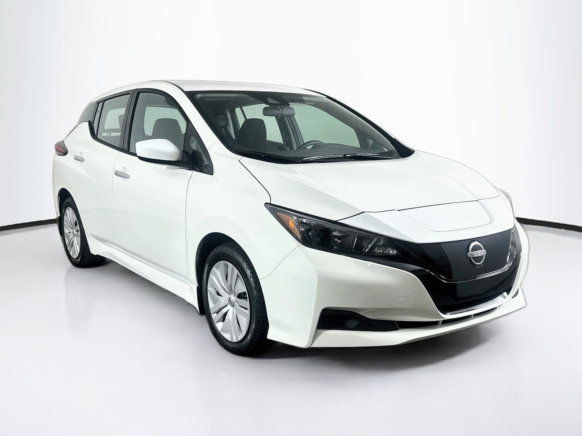 2025 Nissan Leaf