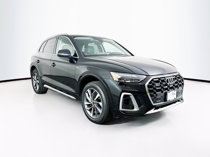2023 Audi Q5 45 Premium Plus's photo