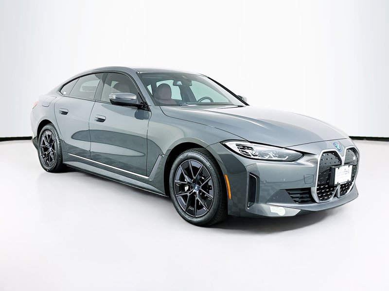 2023 BMW i4 eDrive35's photo