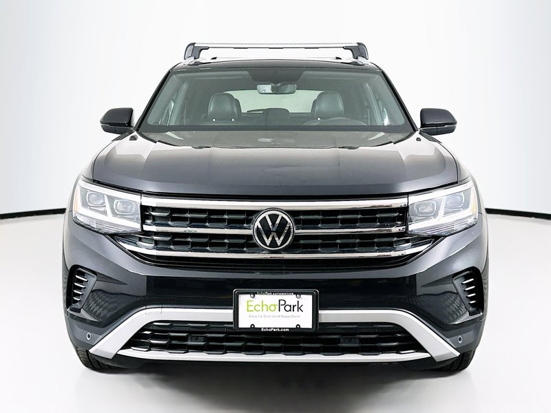 Used 2022 Volkswagen Atlas Cross Sport SE w/Tech with VIN 1V2JE2CA4NC227606 for sale in Charlotte, NC