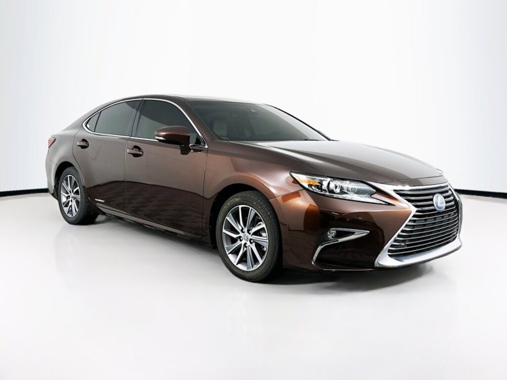 Used 2016 Lexus ES 300h Hybrid Sedan