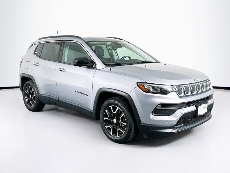 2022 Jeep Compass Latitude's photo