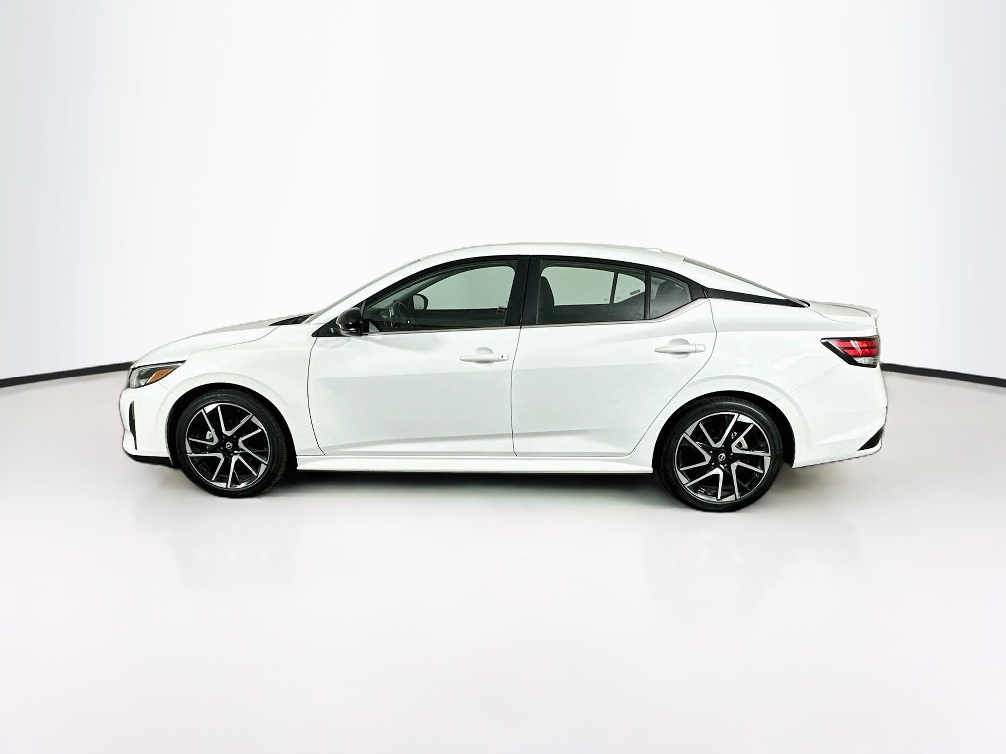 Used 2025 Nissan Sentra SR SR CVT