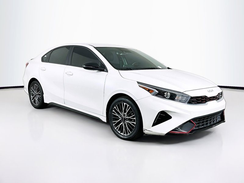2023 Kia Forte GT-Line AT's photo