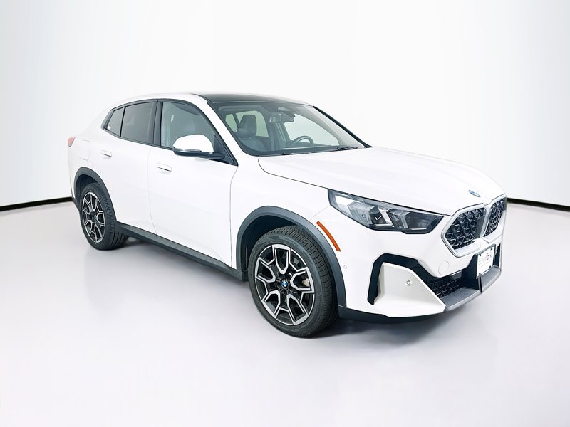 2025 BMW X2 xDrive28i's photo