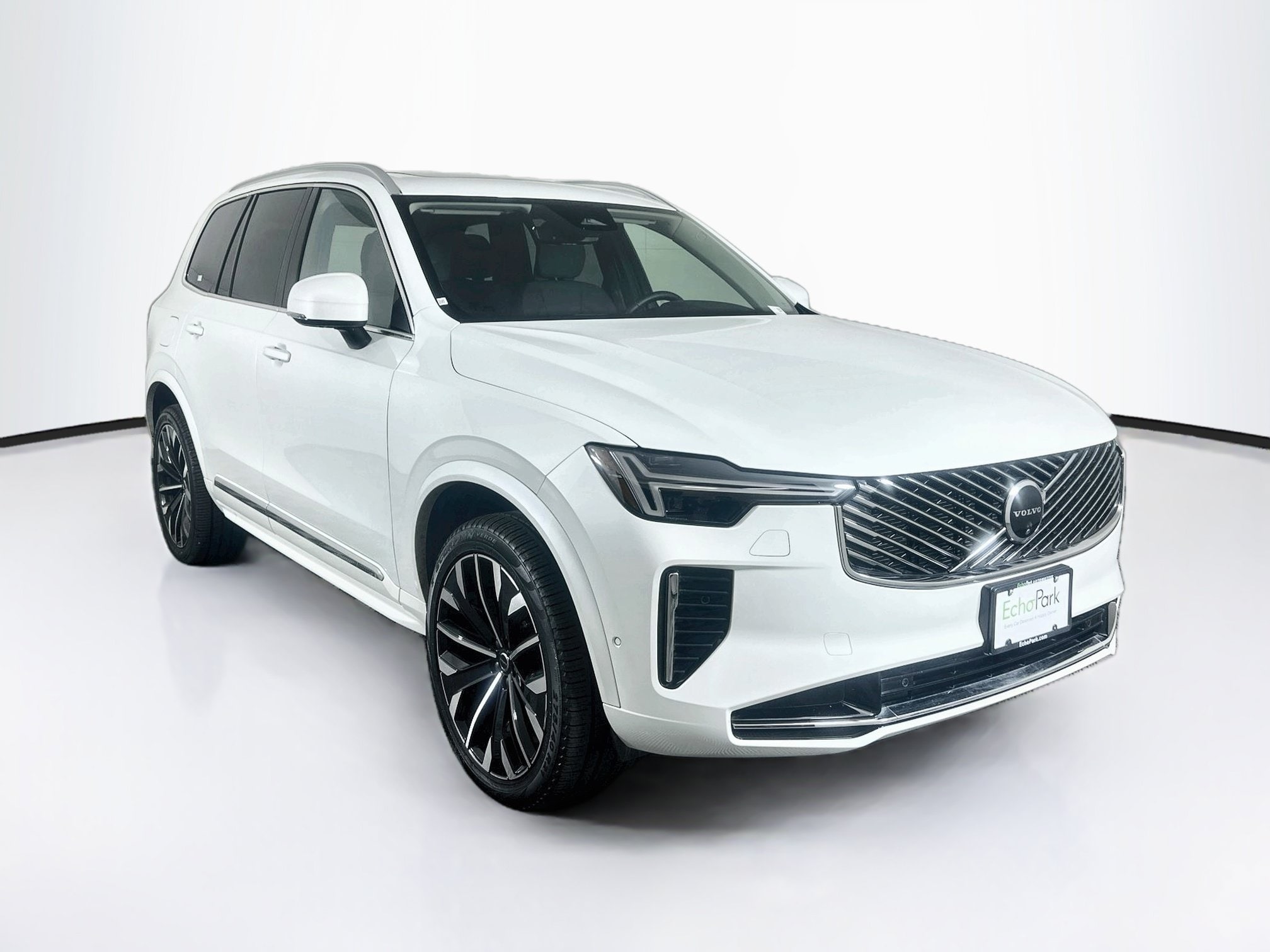 2026 Volvo XC90 Plus