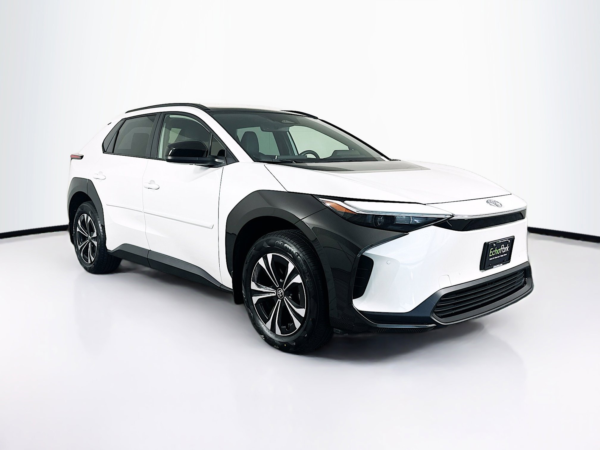 2023 Toyota bZ4X XLE AWD's photo