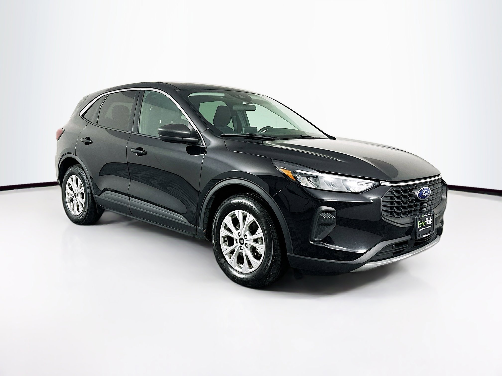 2024 Ford Escape Active's photo