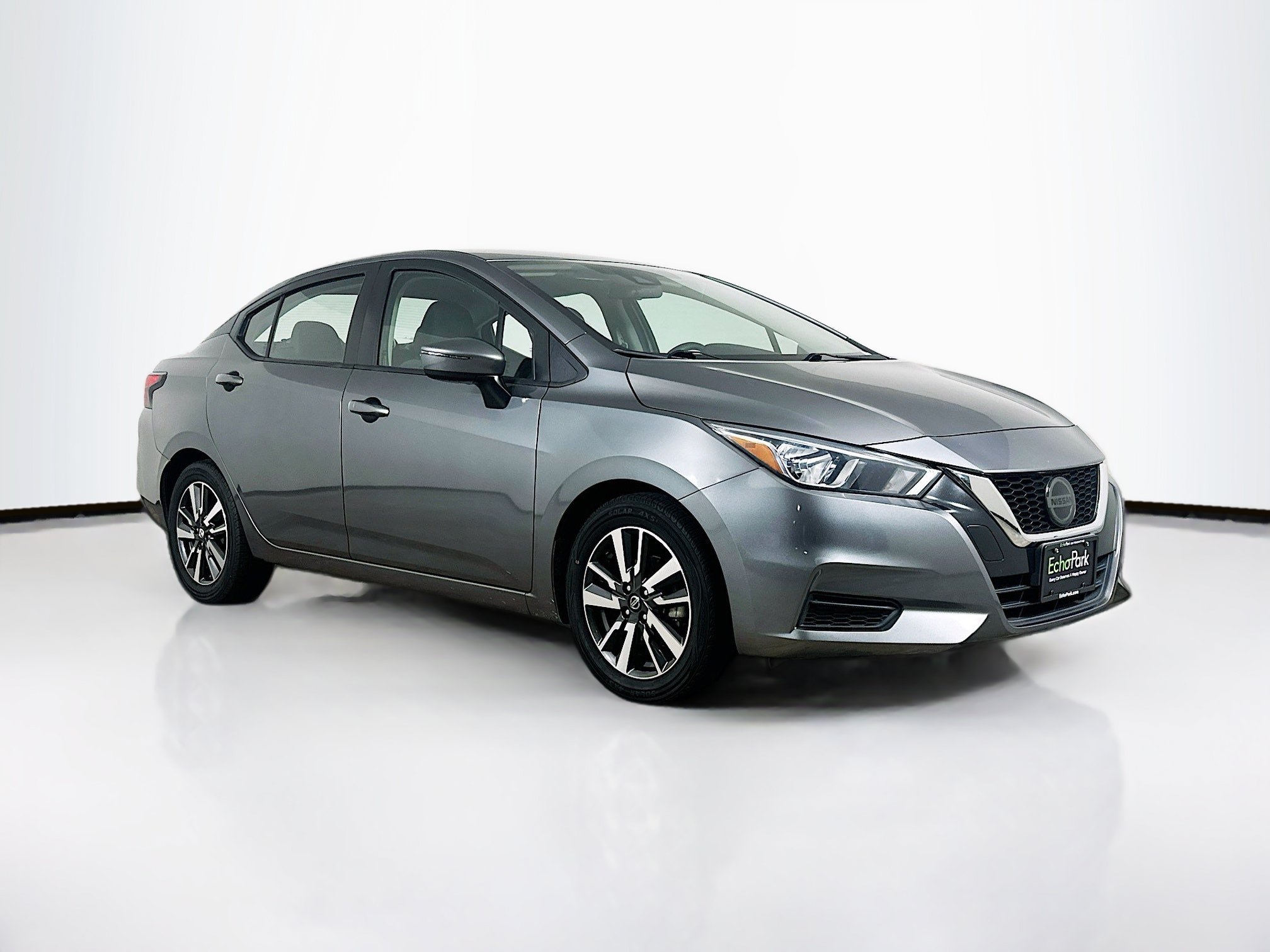 2020 Nissan Versa 1.6 SV CVT's photo