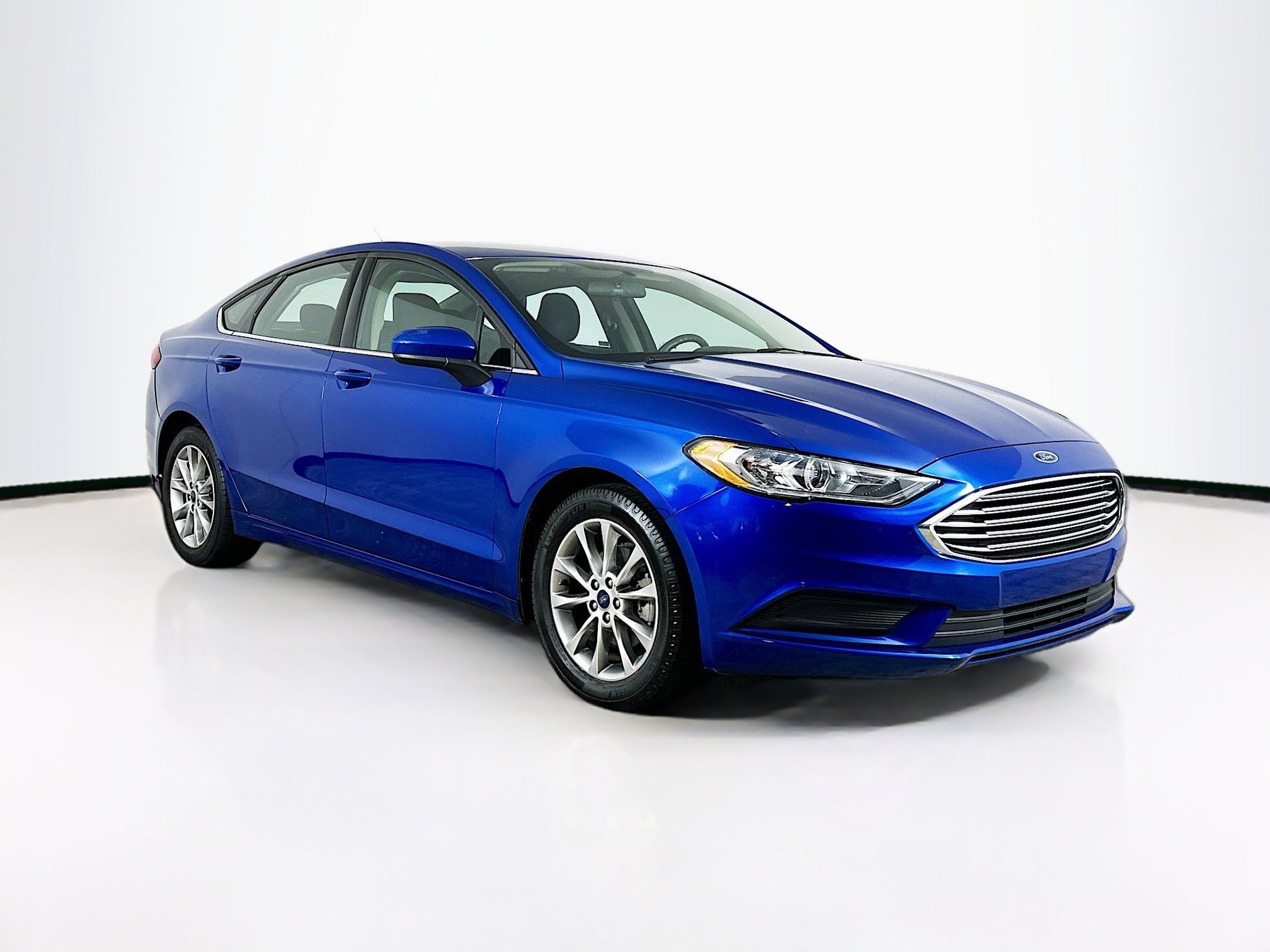 2017 Ford Fusion SE's photo