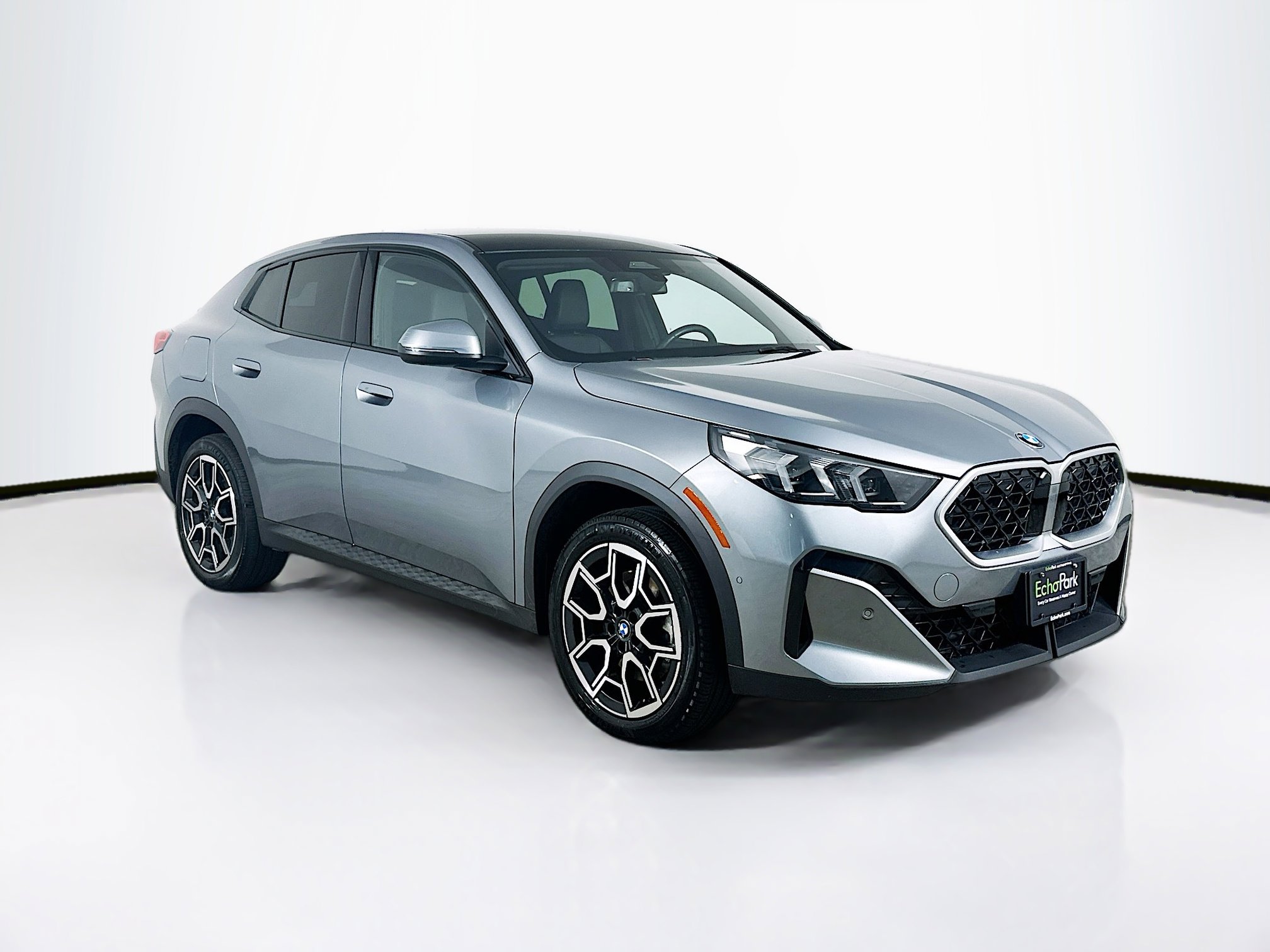 2025 BMW X2 xDrive28i's photo