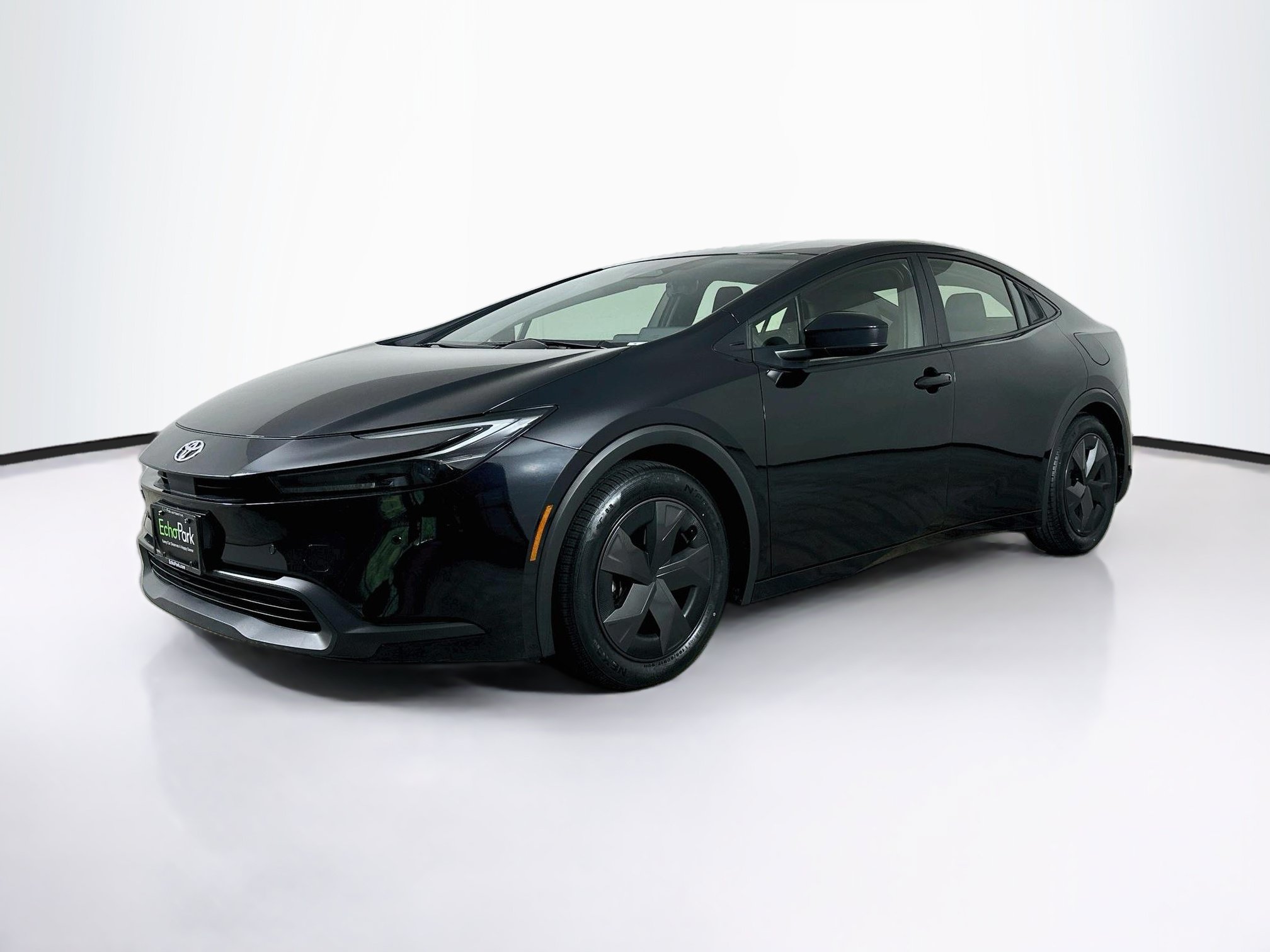 Used 2025 Toyota Prius LE LE