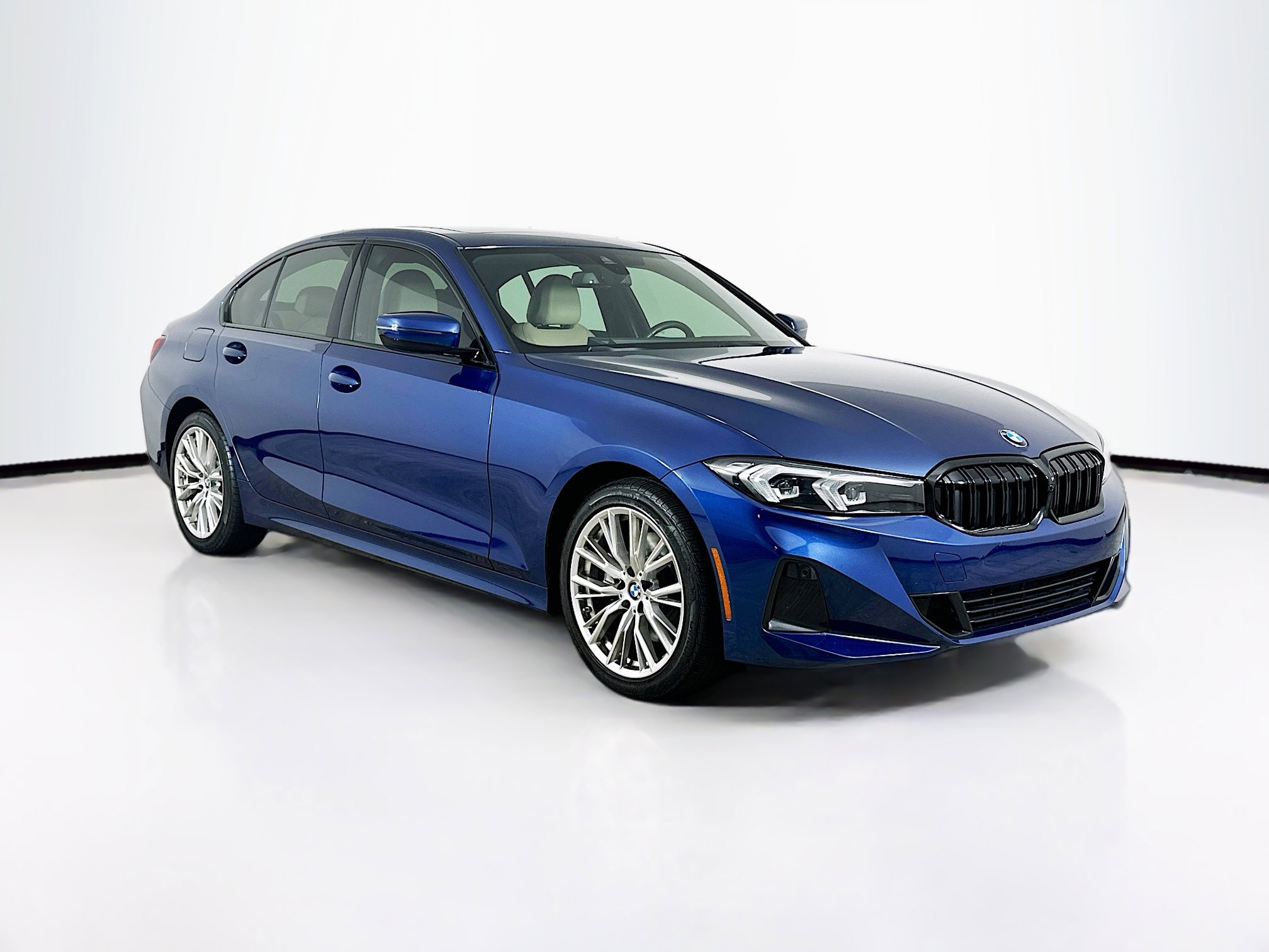 2023 BMW 3 Series 330i Sedan's photo