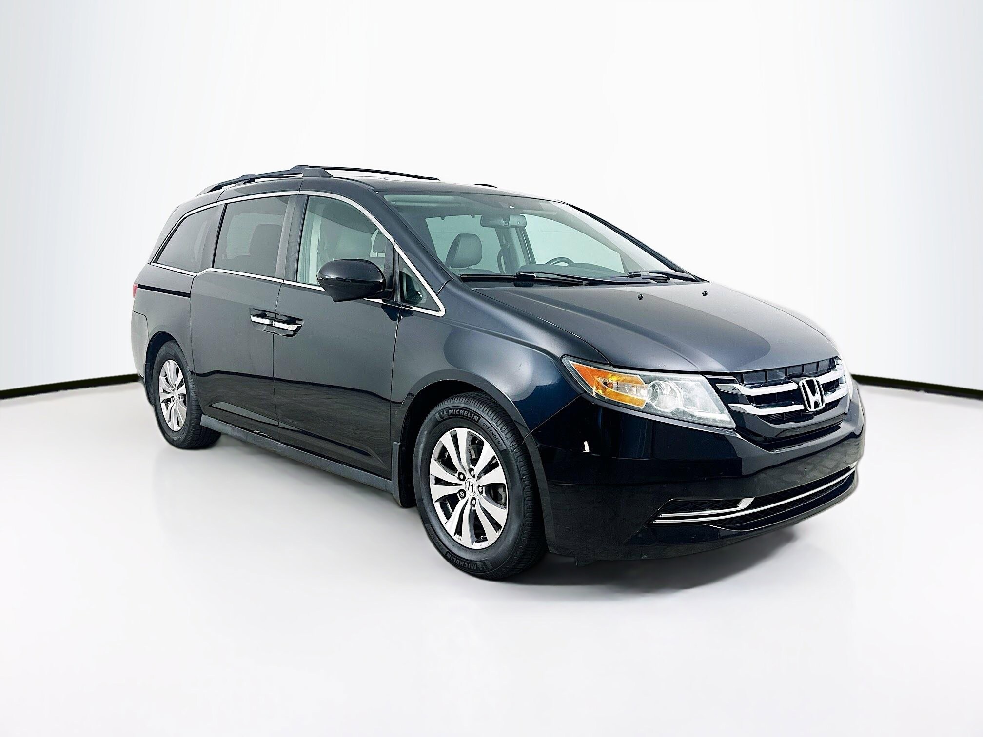 2015 Honda Odyssey EX-L with DVD Rear Entertainment System's photo