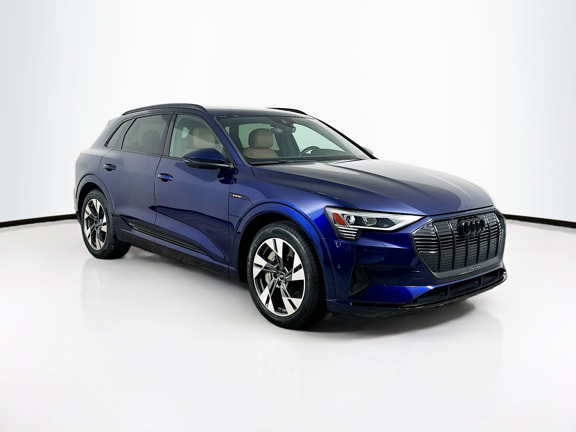 2022 Audi e-tron 95 kWh Premium quattro's photo