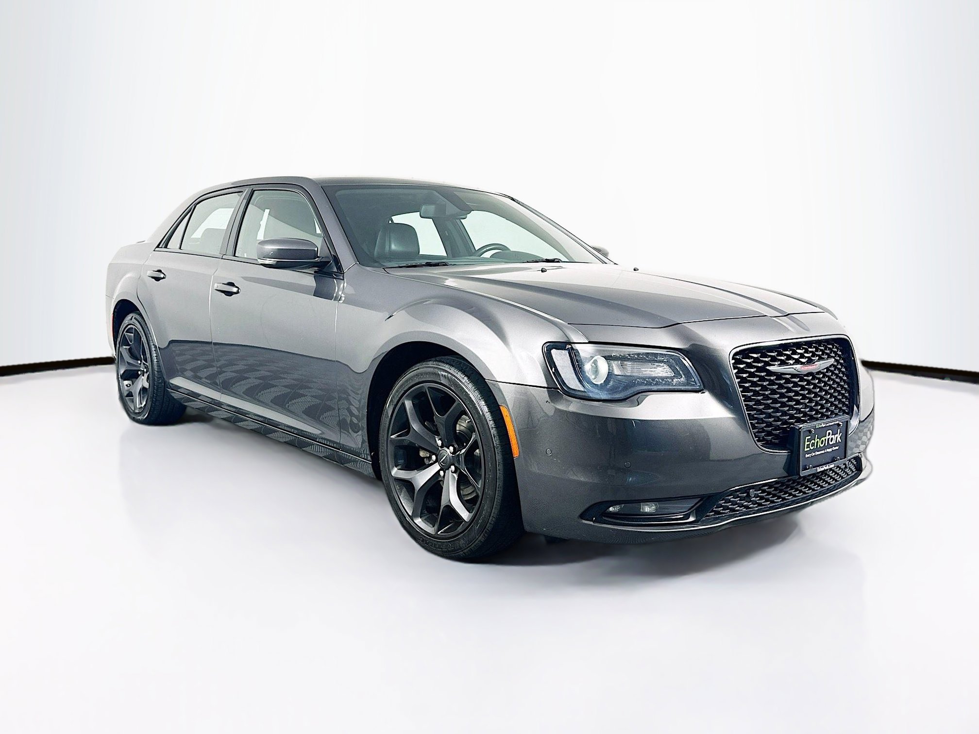 2022 Chrysler 300 S's photo