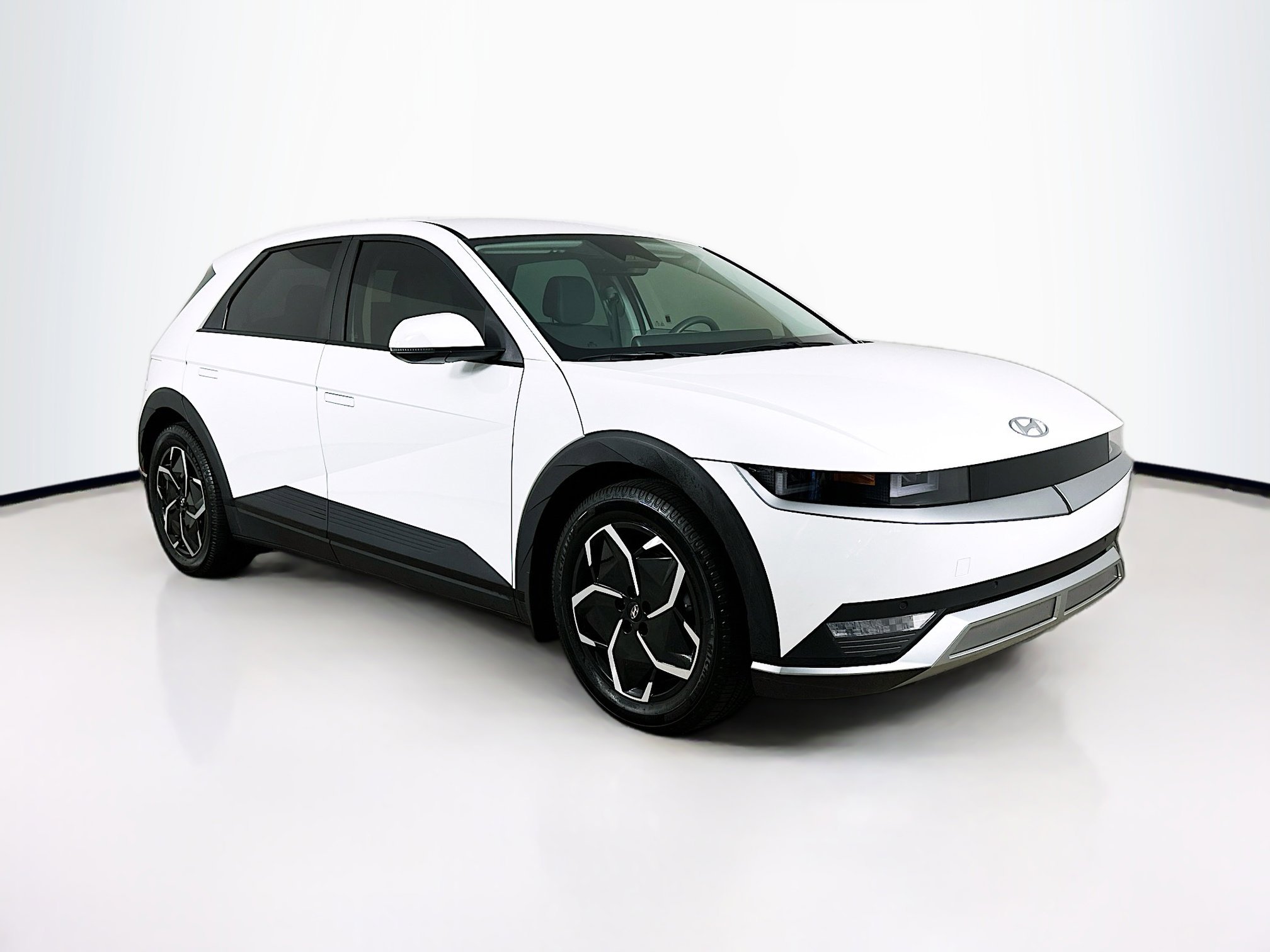 2024 Hyundai IONIQ 5 SEL's photo