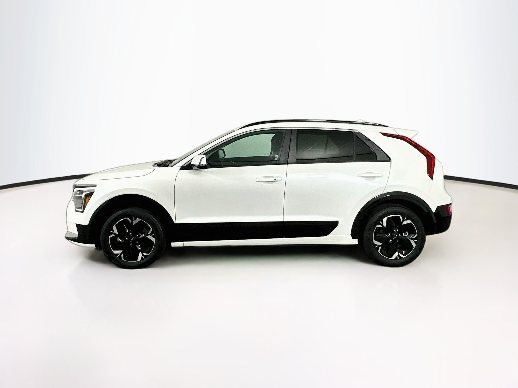 Used 2023 Kia Niro EV Wind Wind