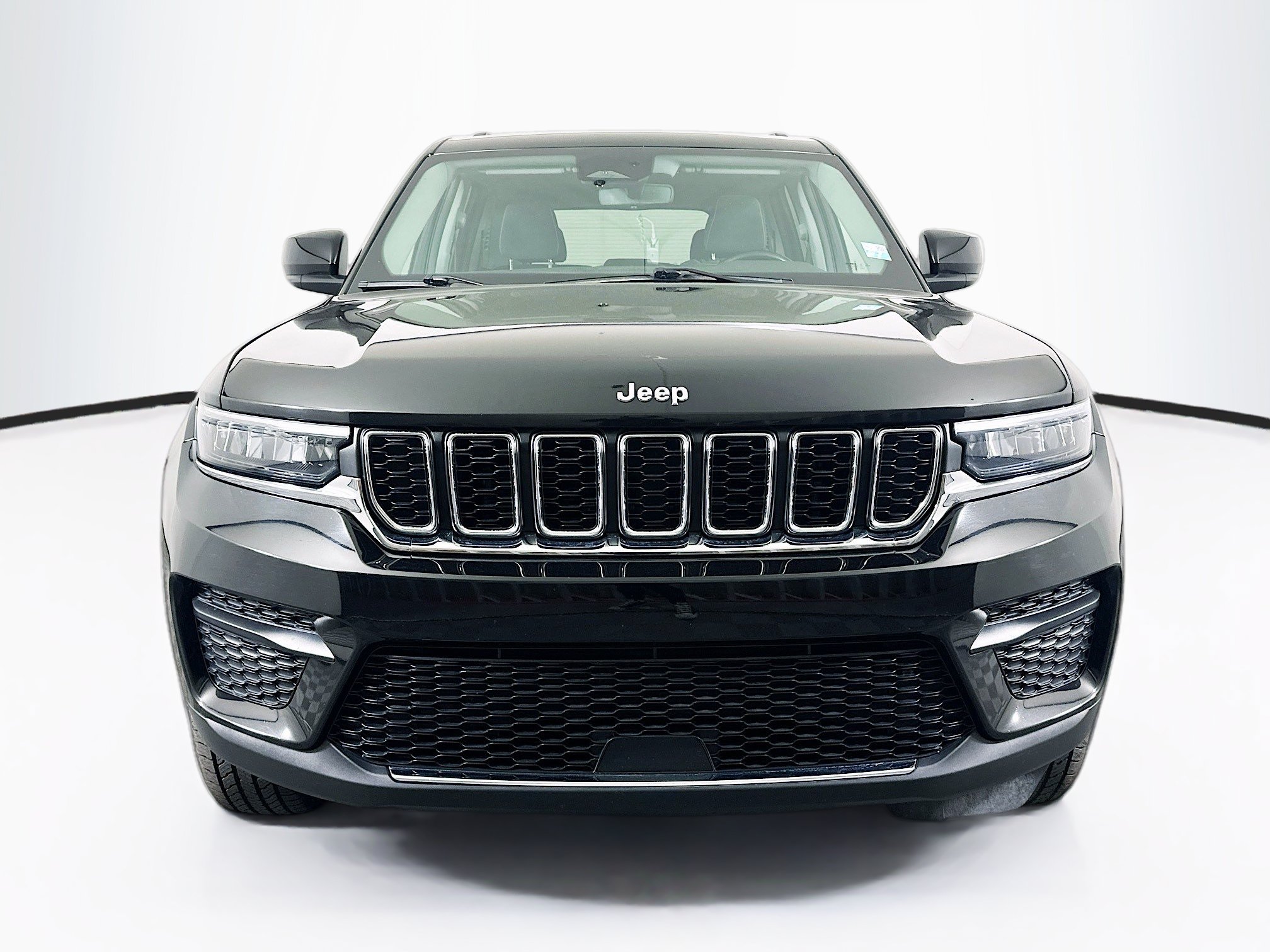 Used 2022 Jeep Grand Cherokee Laredo Laredo 4x4